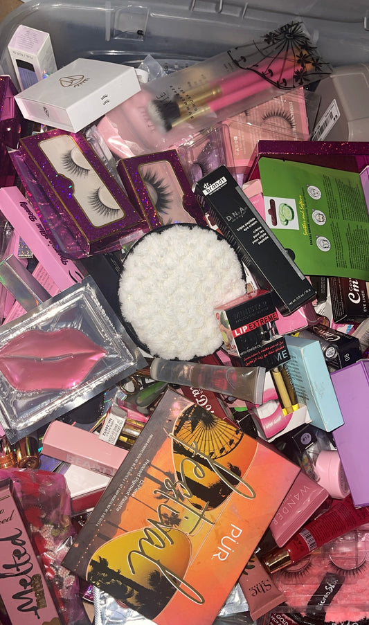 makeup scoop